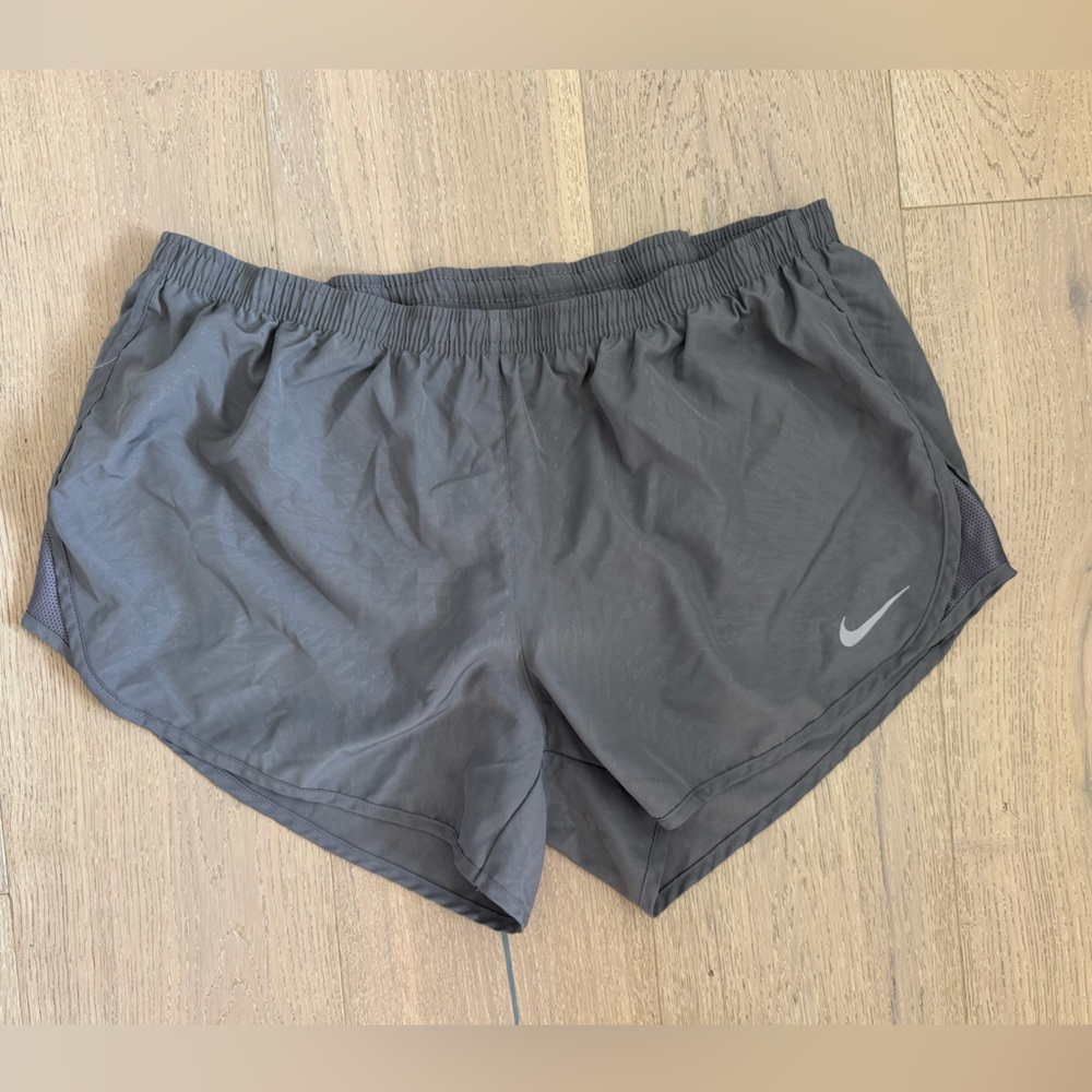 Gray Nike Women’s Running Shorts | XL